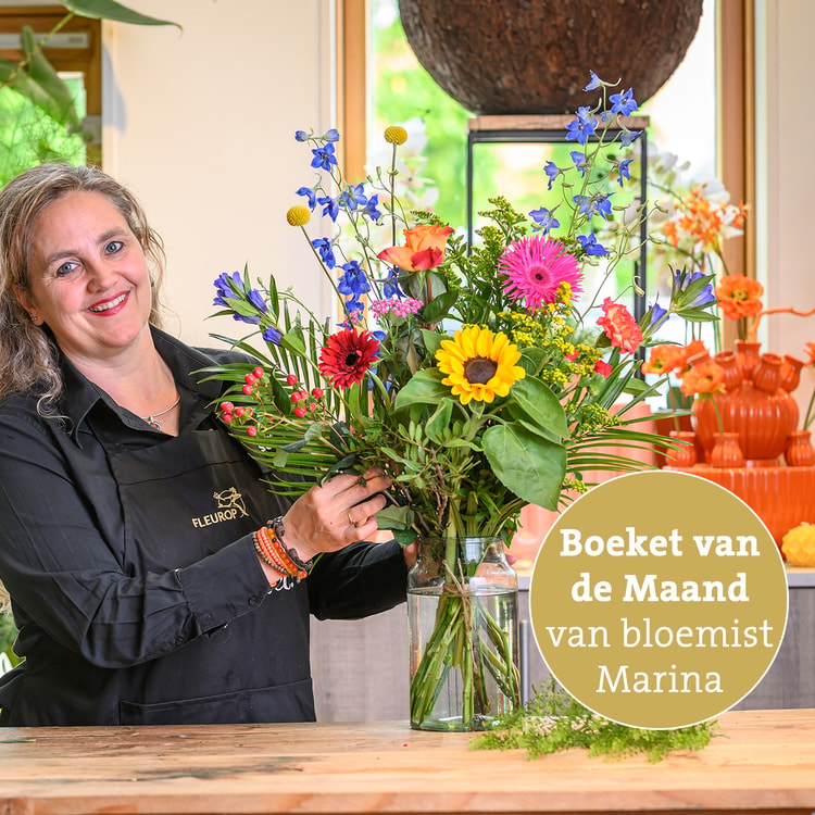 Maandboeket juli hover